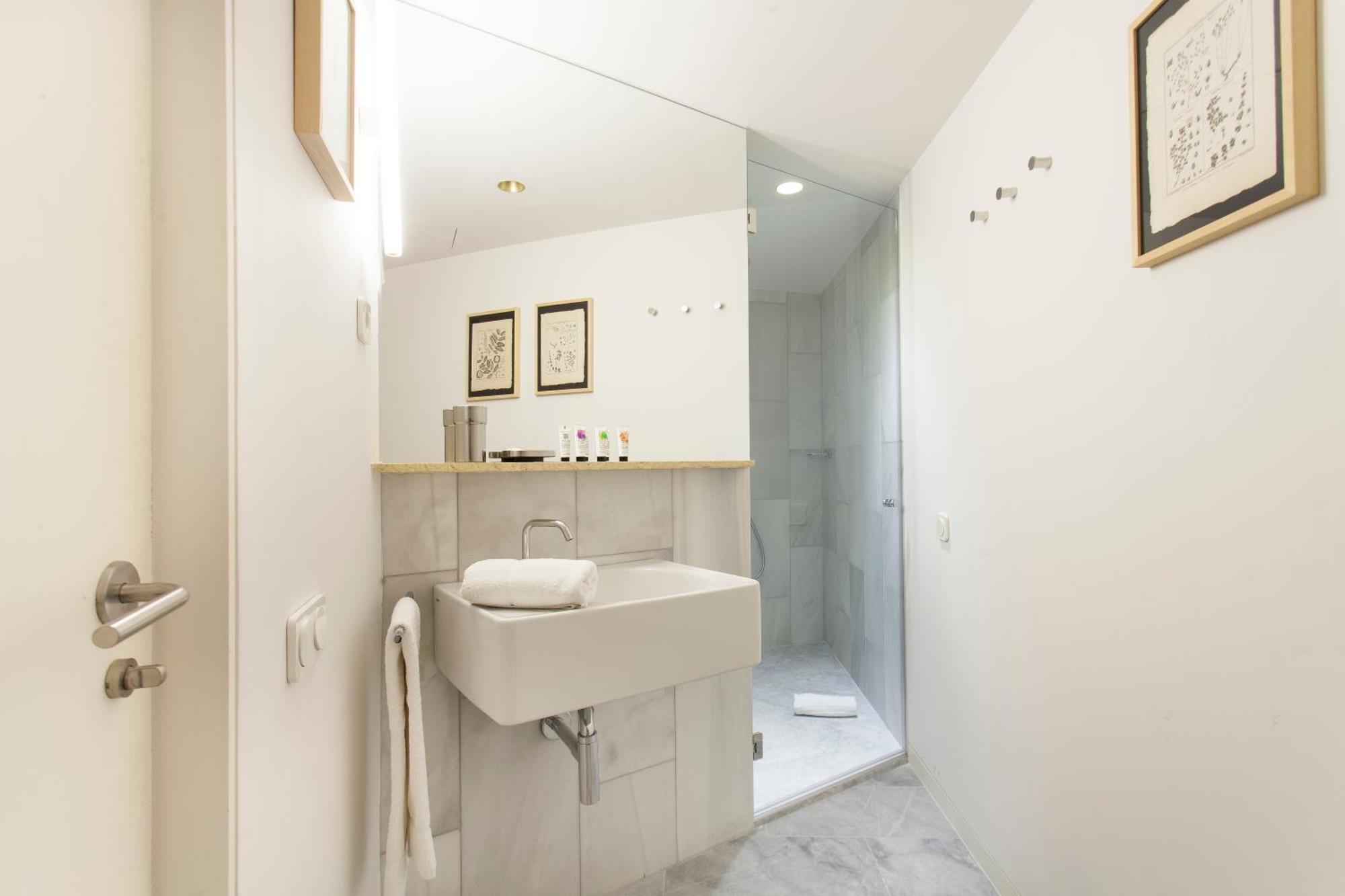 Aspasios City Oasis Apartments Barcelona Room photo